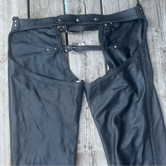 Vintage 90’s Harley-Davidson Black Leather Motorcycle Chaps 34/36x31 - Picture 5 of 13